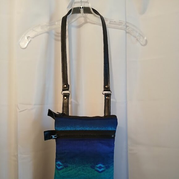 New Southwestern Cross chest Shoulder Bag Purse Ombre Faux Leather travel pouch - Picture 2 of 10